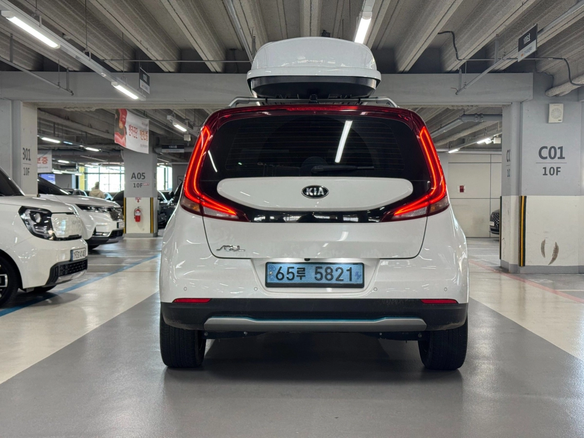 KIA SOUL BOOSTER EV