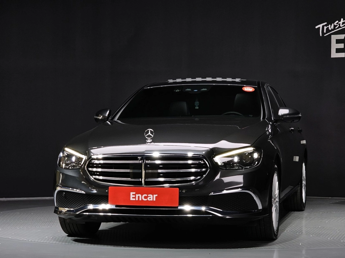 MERCEDES BENZ E-CLASS W213