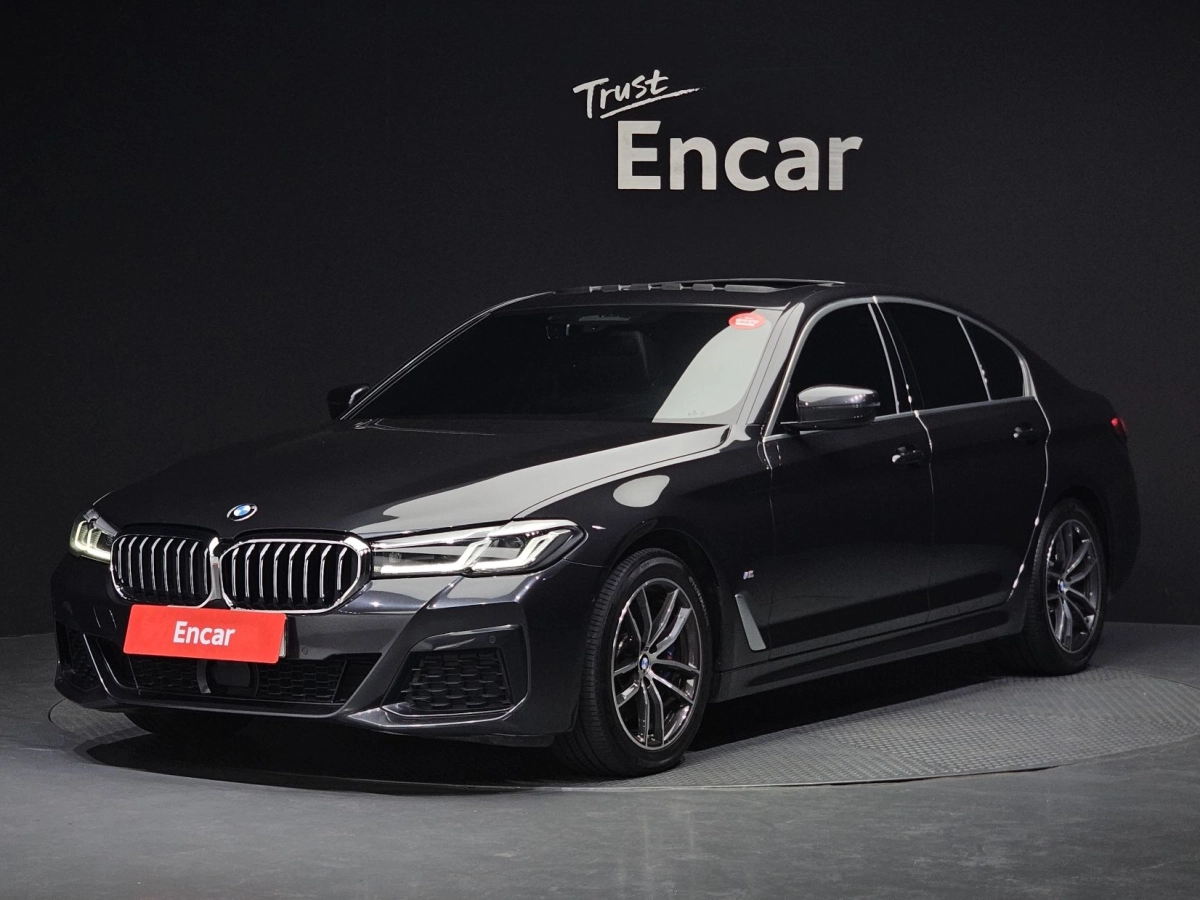 BMW 5-SERIES G30 2022