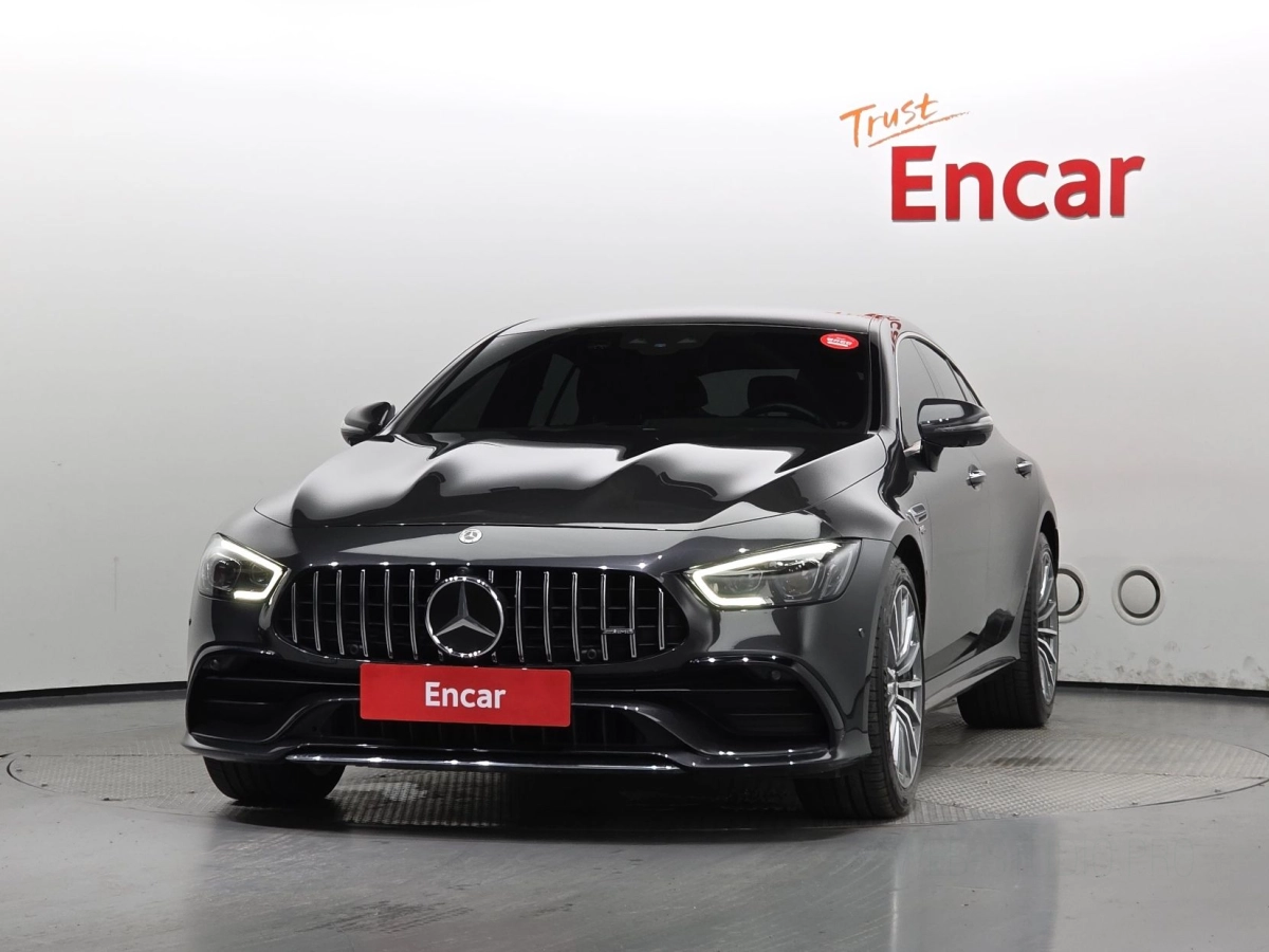 MERCEDES BENZ AMG GT