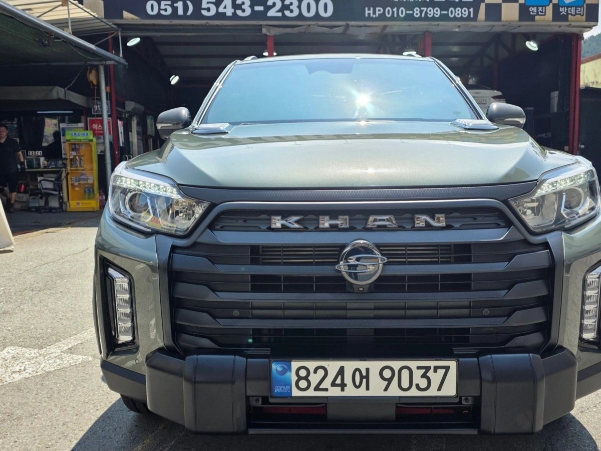 SSANGYONG REXTON SPORTS CAR