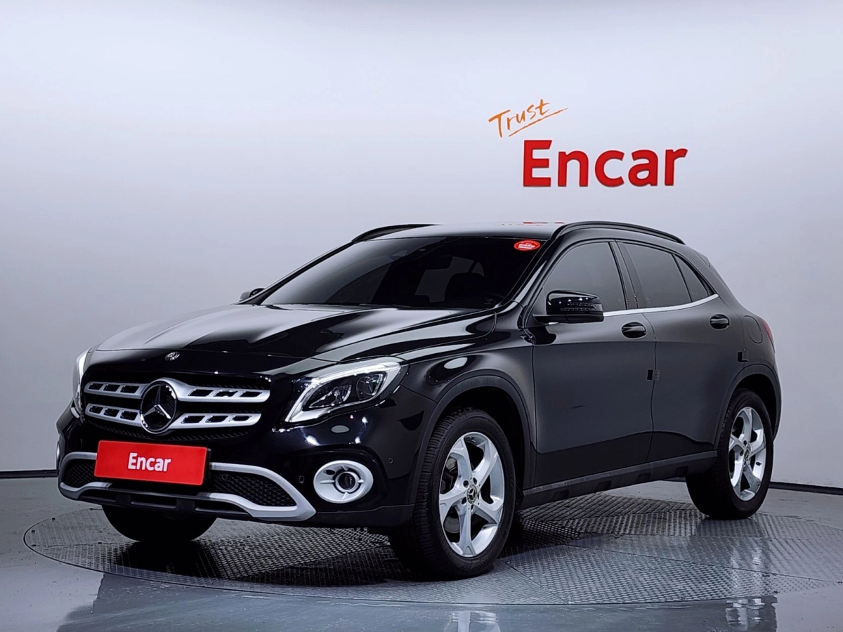 MERCEDES BENZ GLA-CLASS X156  2019