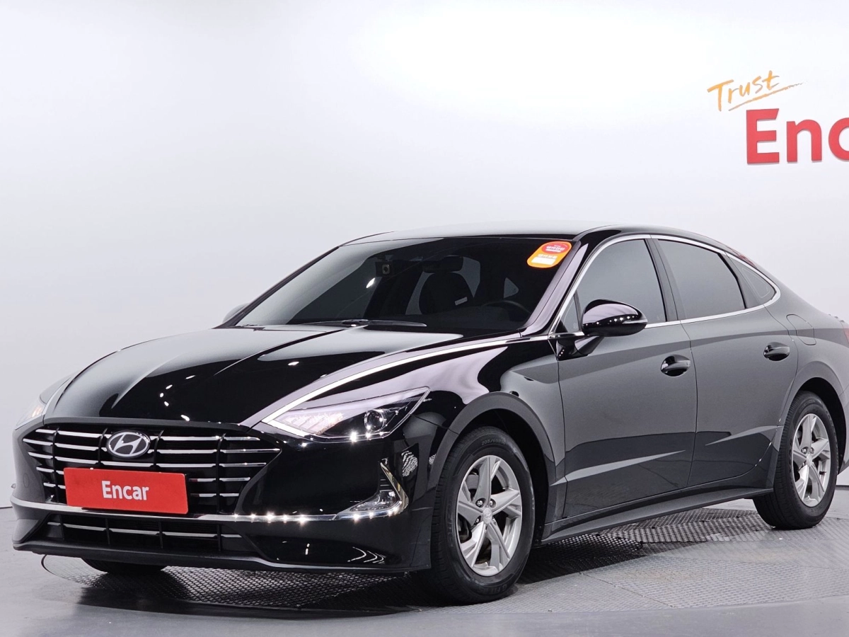 HYUNDAI SONATA DN8