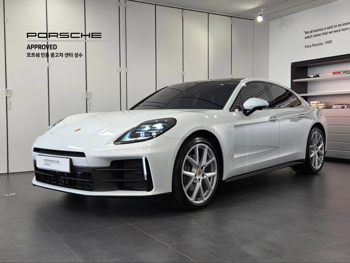 PORSCHE PANAMERA 972