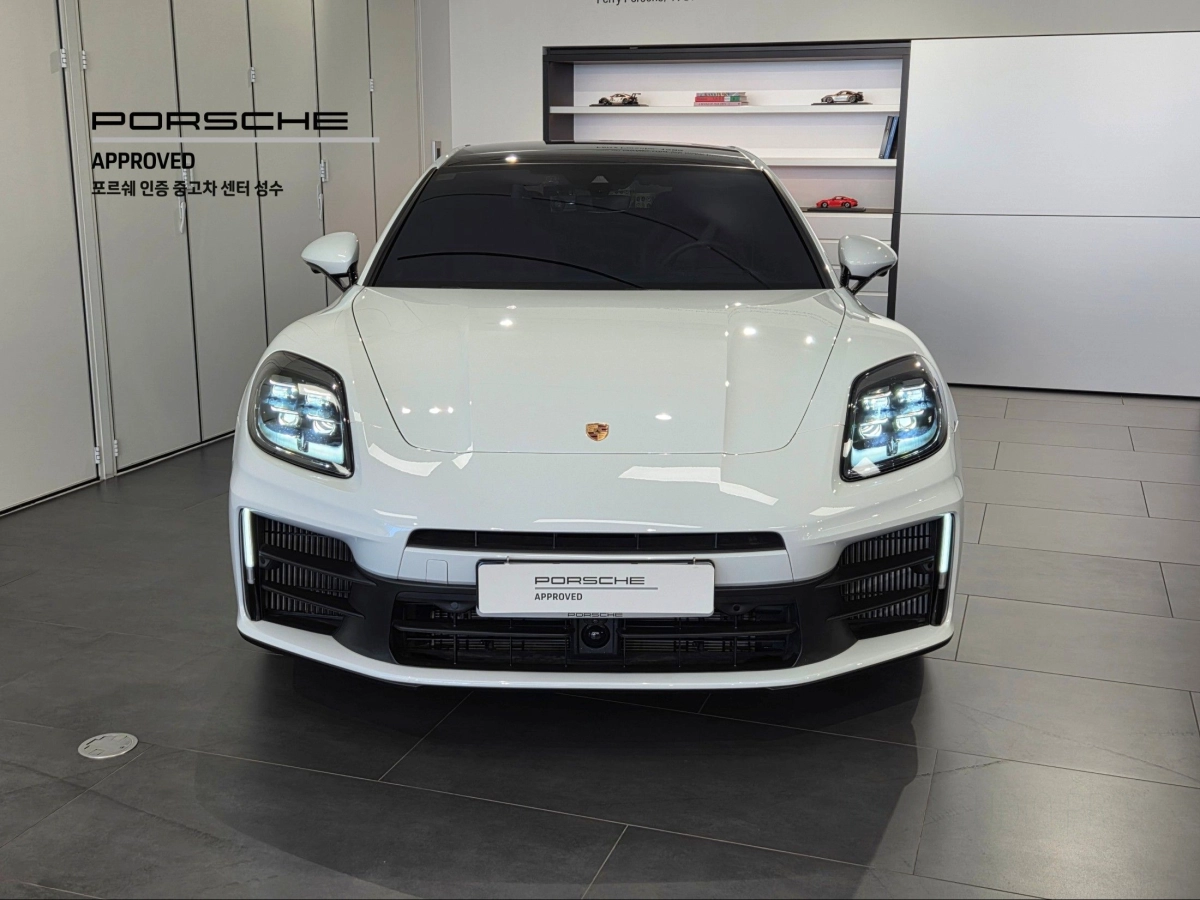 PORSCHE PANAMERA 972