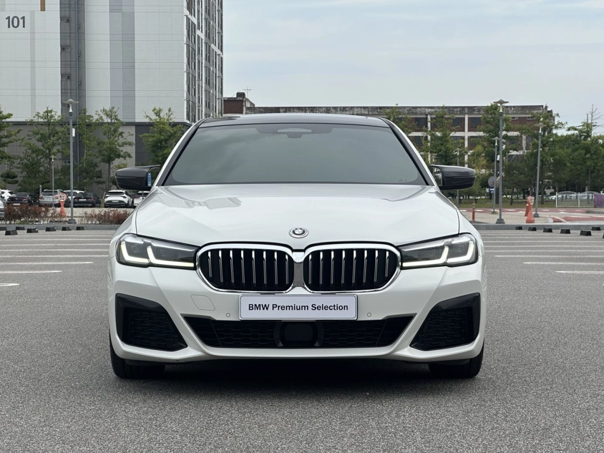 BMW 5-SERIES G30