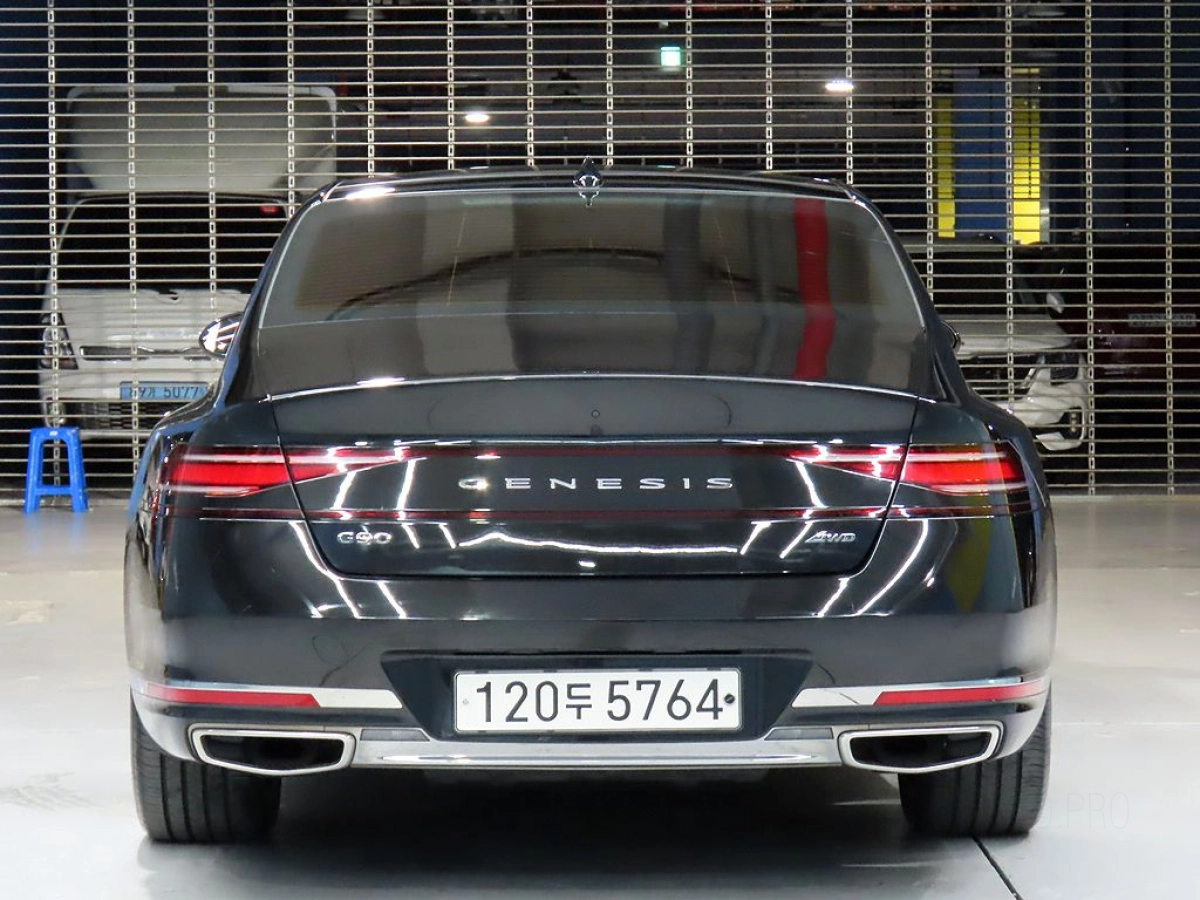 GENESIS G90 RS4