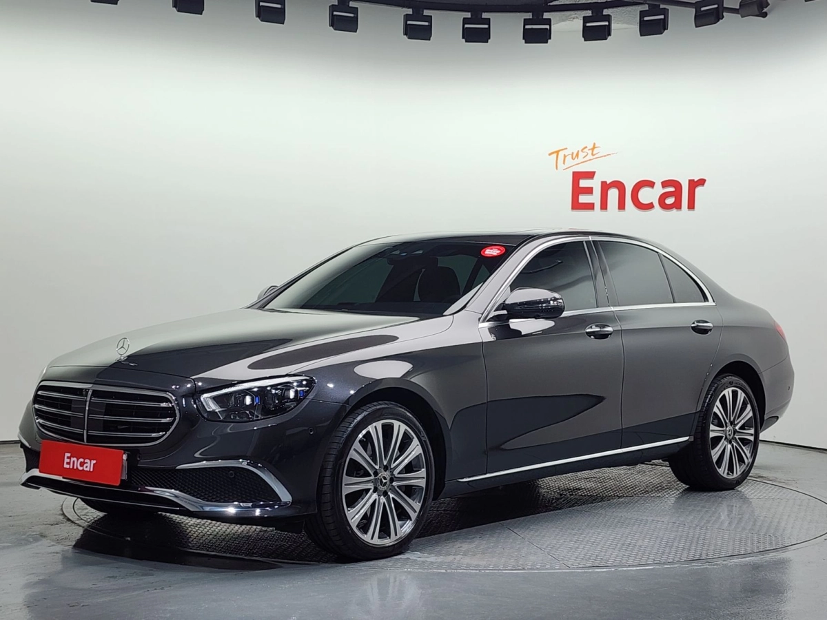 MERCEDES BENZ E-CLASS W213 2023