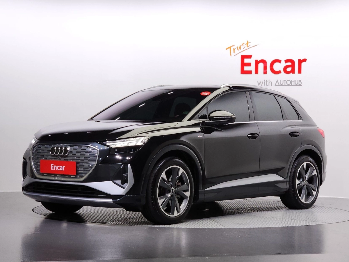 AUDI Q4 E-TRON F4  2022