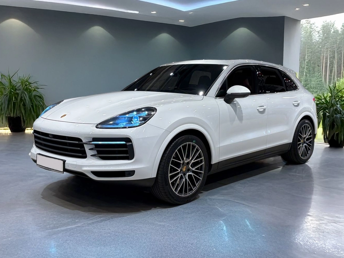 PORSCHE CAYENNE PO536