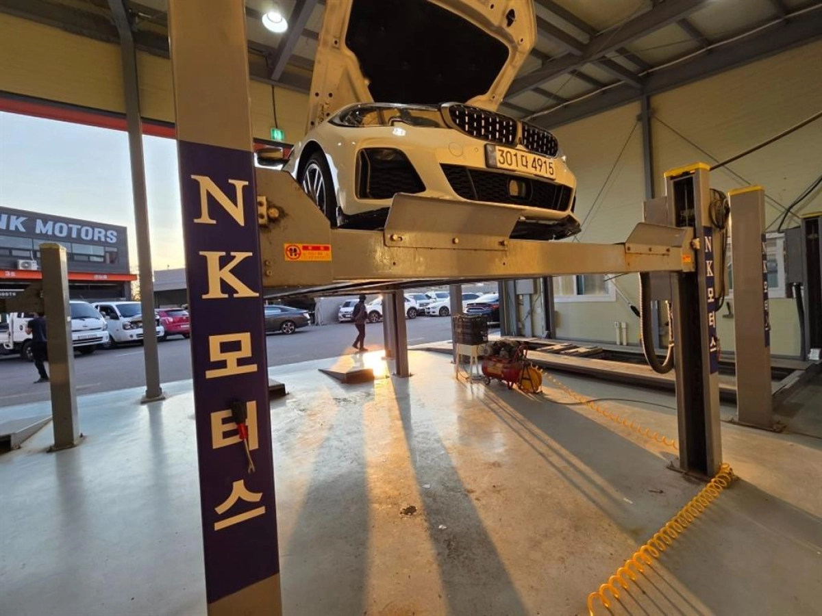 BMW 3-SERIES G20  2021