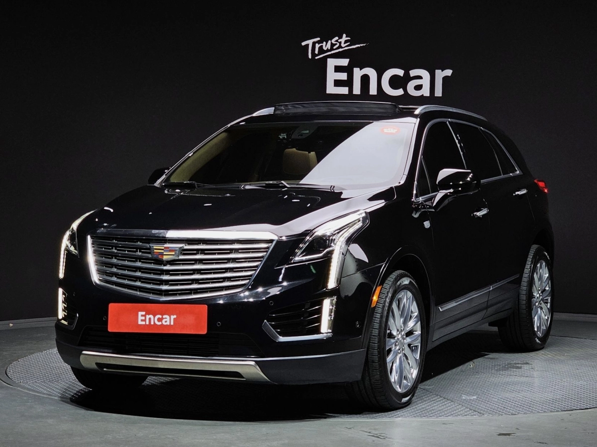CADILLAC XT5