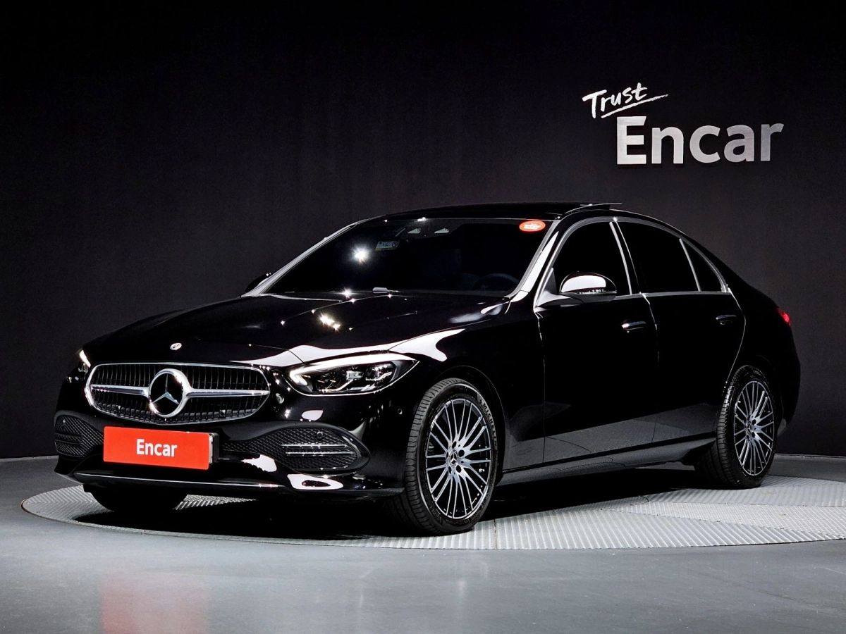 MERCEDES BENZ C-CLASS W206  2025