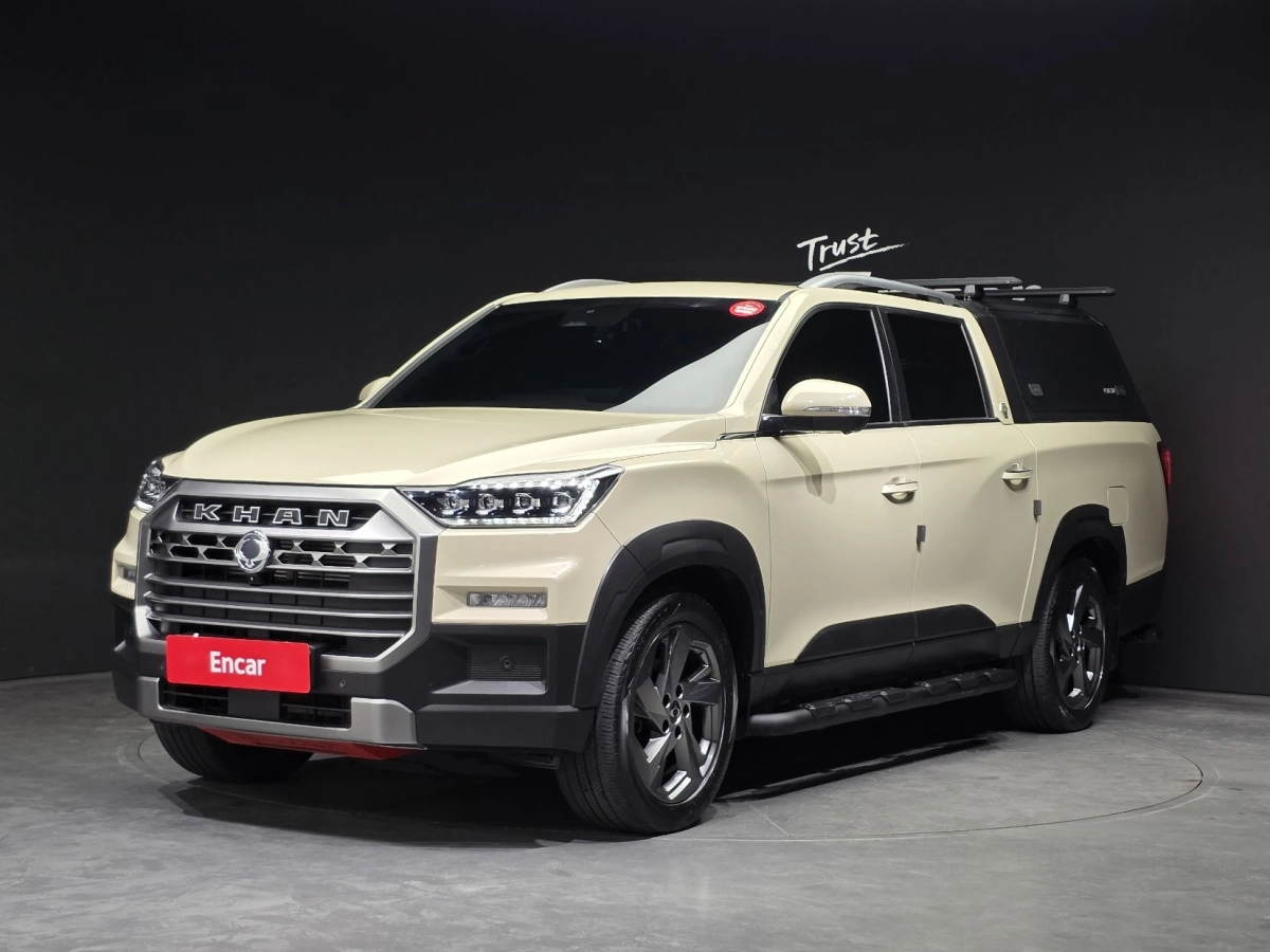 SSANGYONG REXTON SPORTS CAR