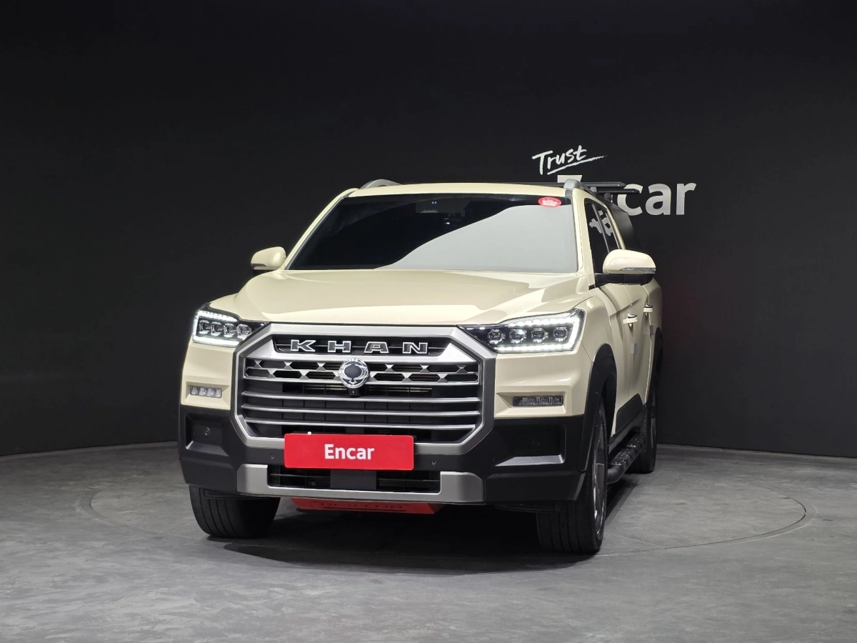 SSANGYONG REXTON SPORTS CAR