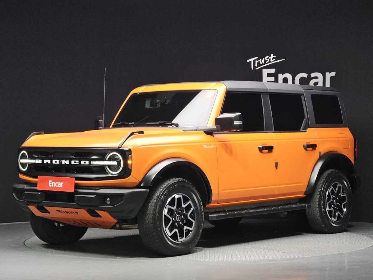 FORD BRONCO