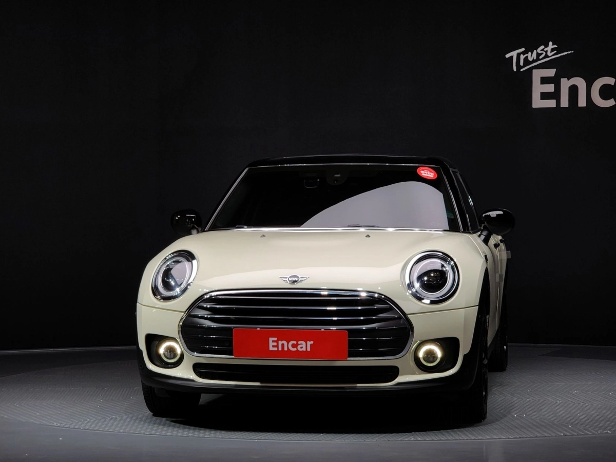MINI CLUBMAN COOPER