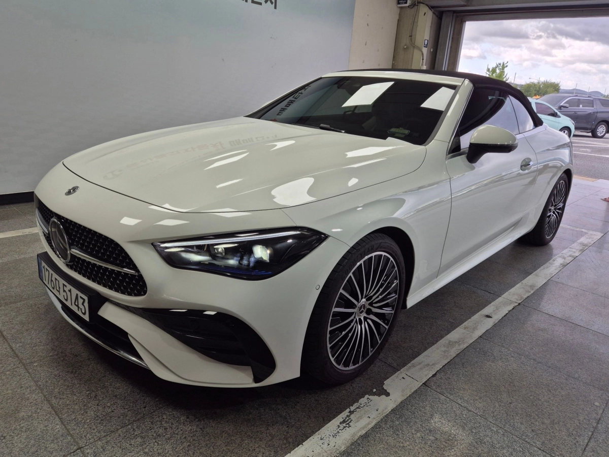 MERCEDES BENZ CLE-CLASS C236  2024