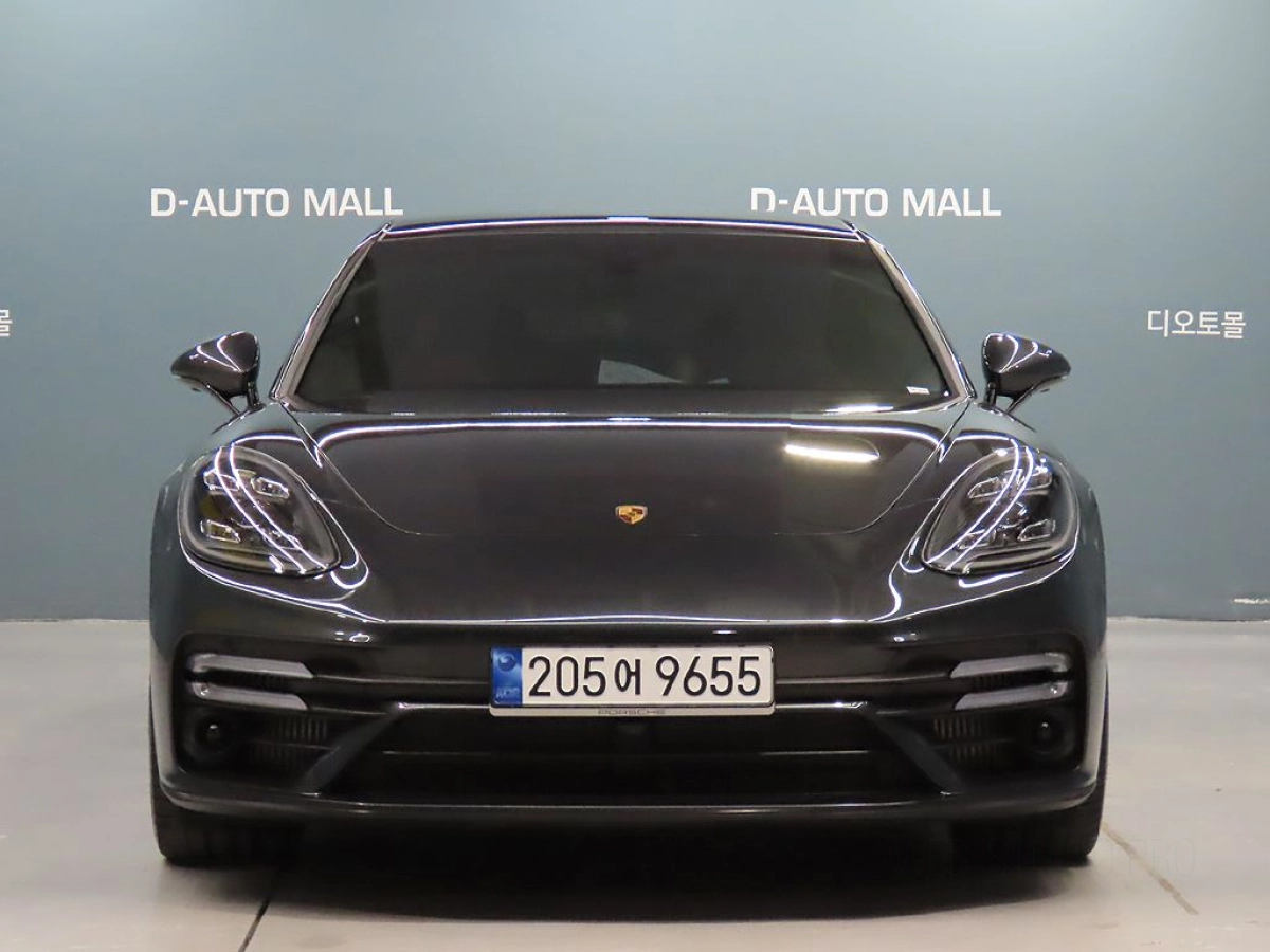 PORSCHE PANAMERA 971