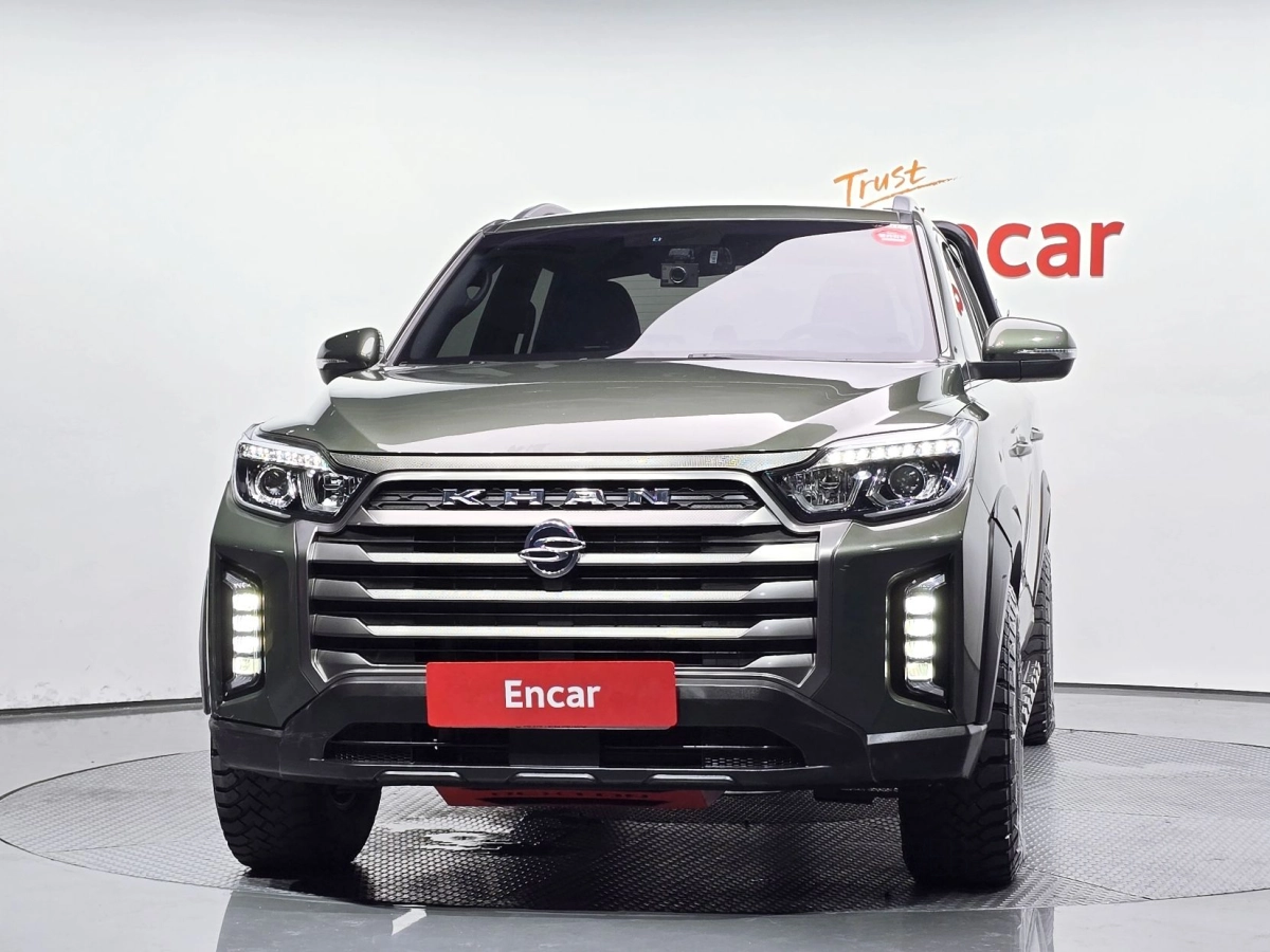 SSANGYONG REXTON SPORTS CAR