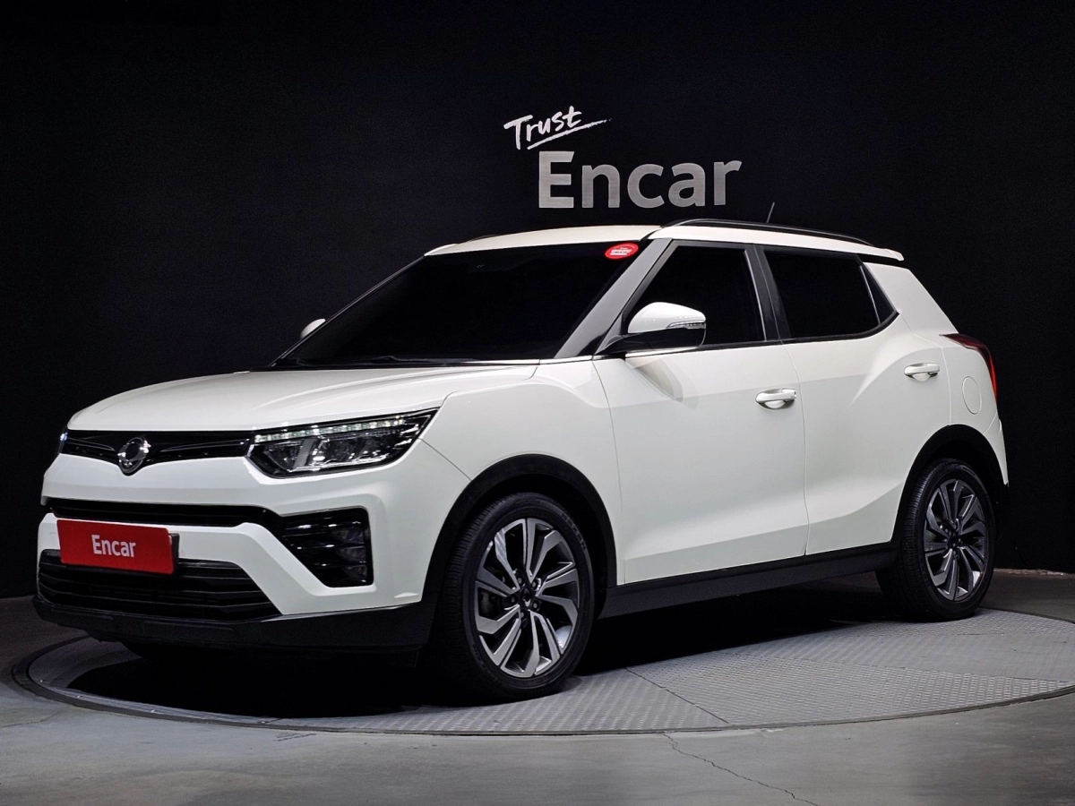SSANGYONG TIVOLI VERY NEW  2019
