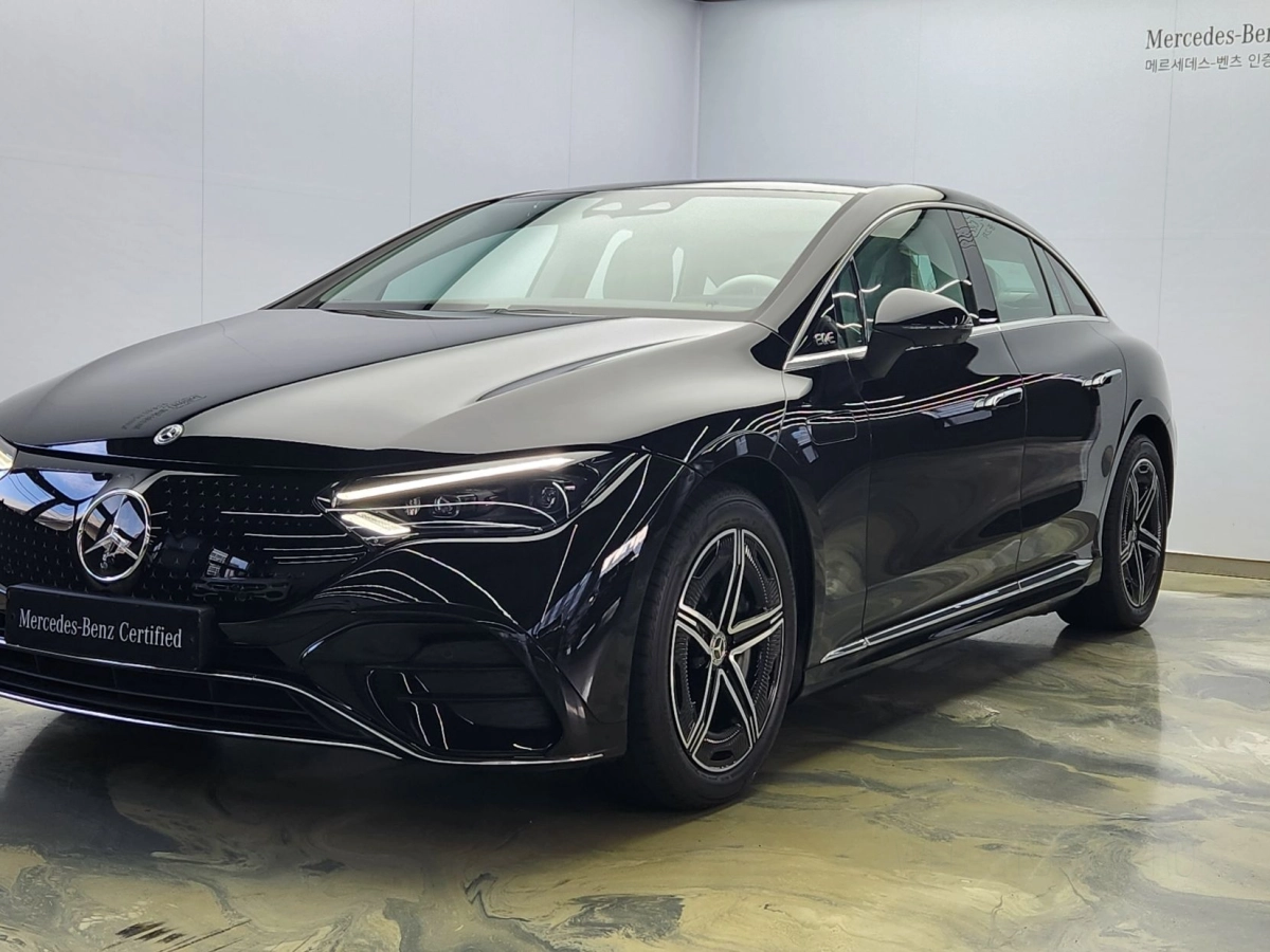 MERCEDES BENZ EQE V295