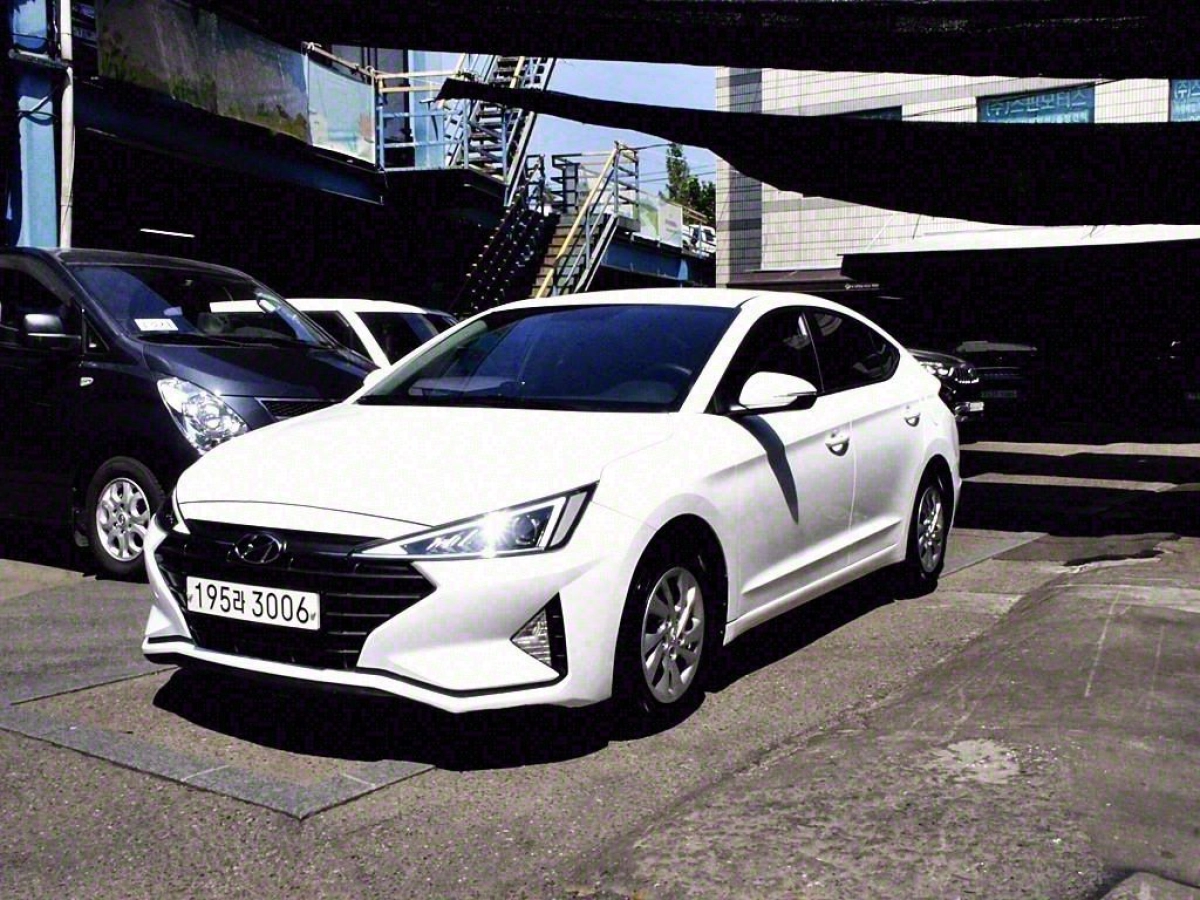 HYUNDAI AVANTE AD  2019