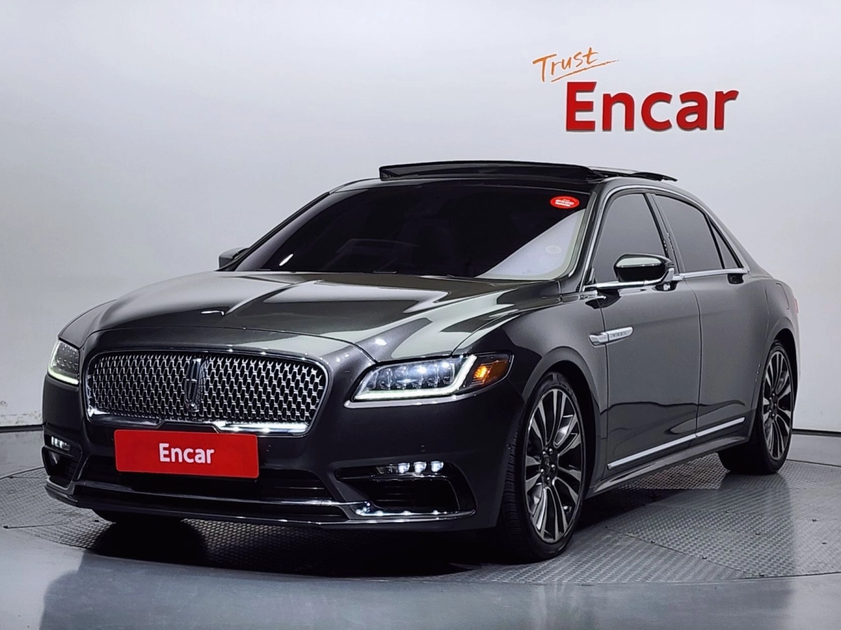 LINCOLN CONTINENTAL  2019