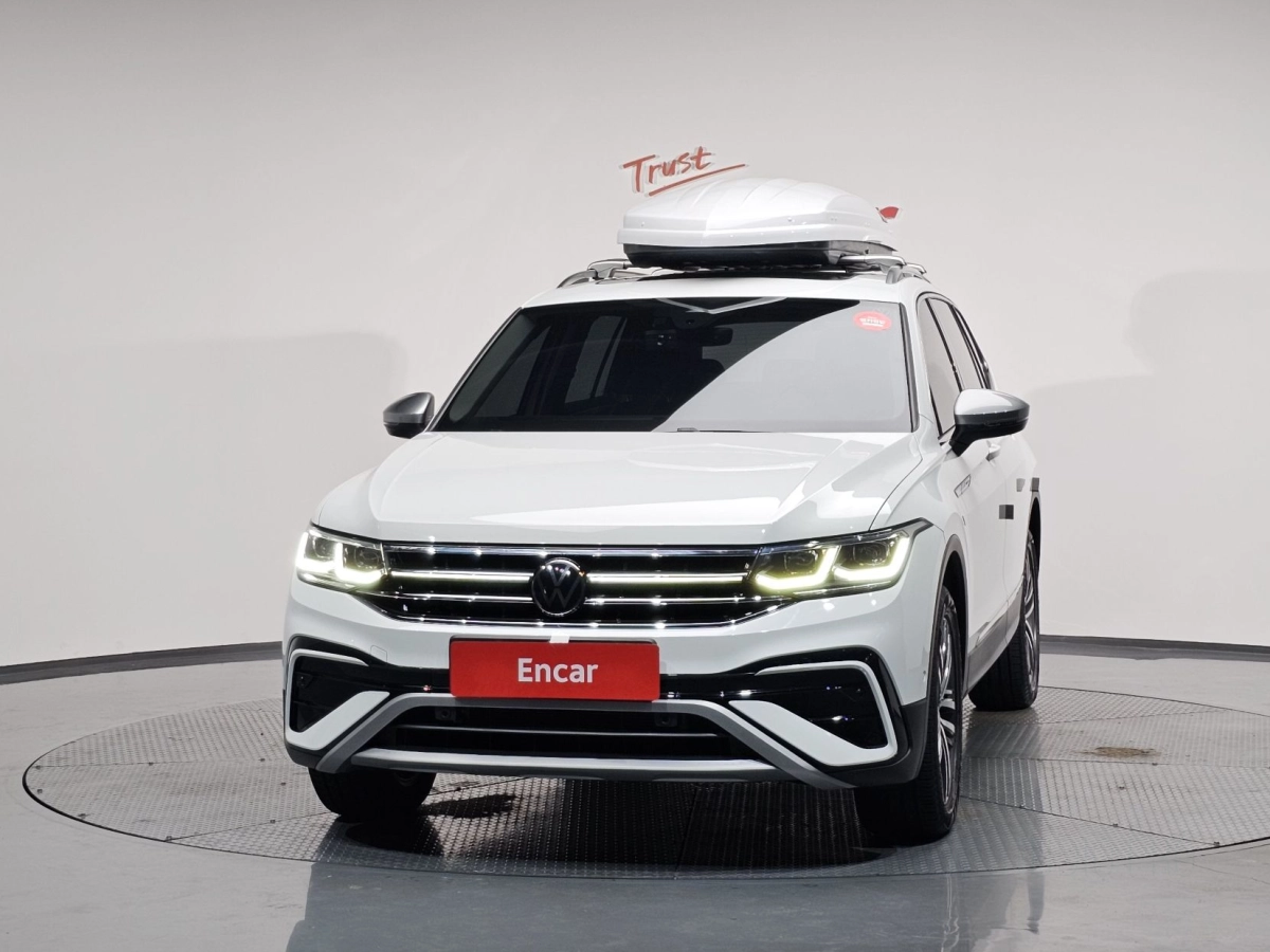 VOLKSWAGEN TIGUAN ALLSPACE