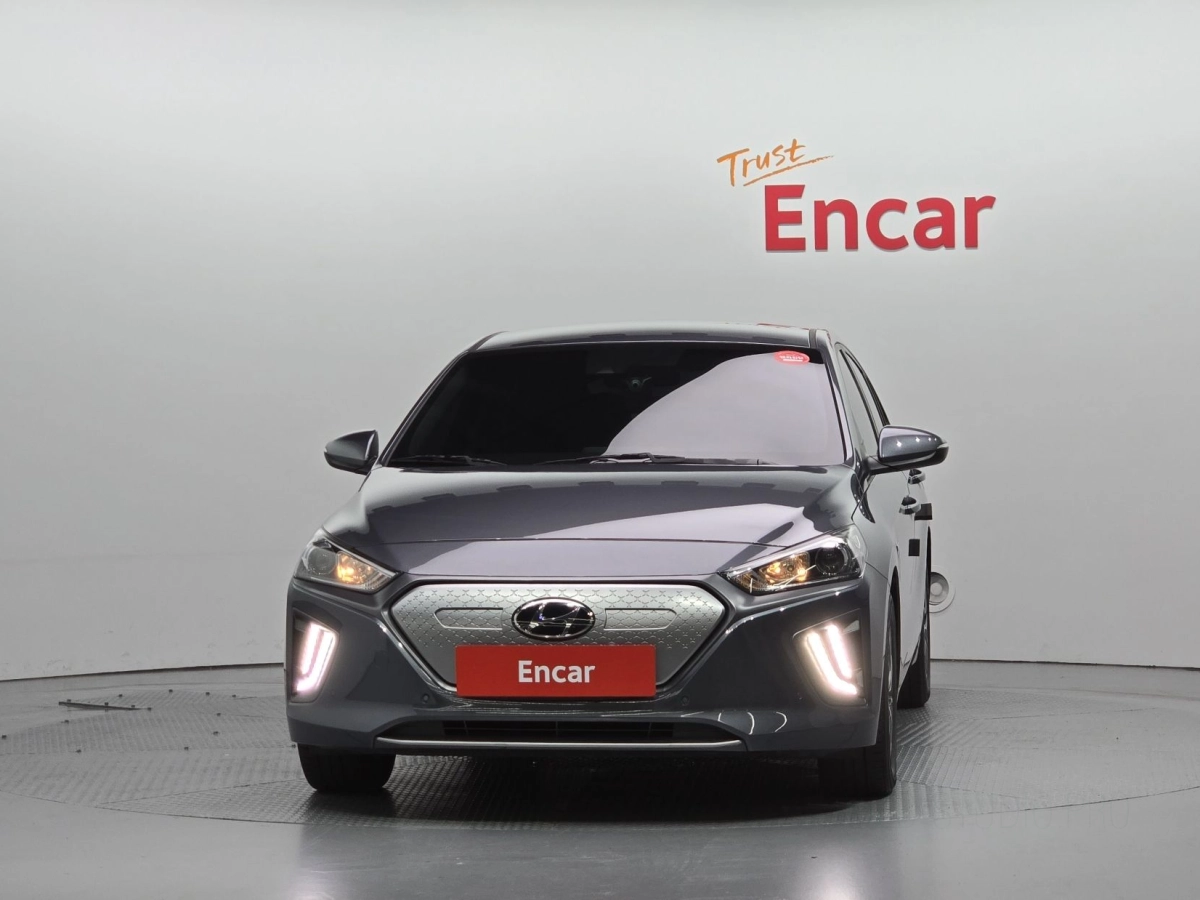 HYUNDAI IONIQ ELECTRIC