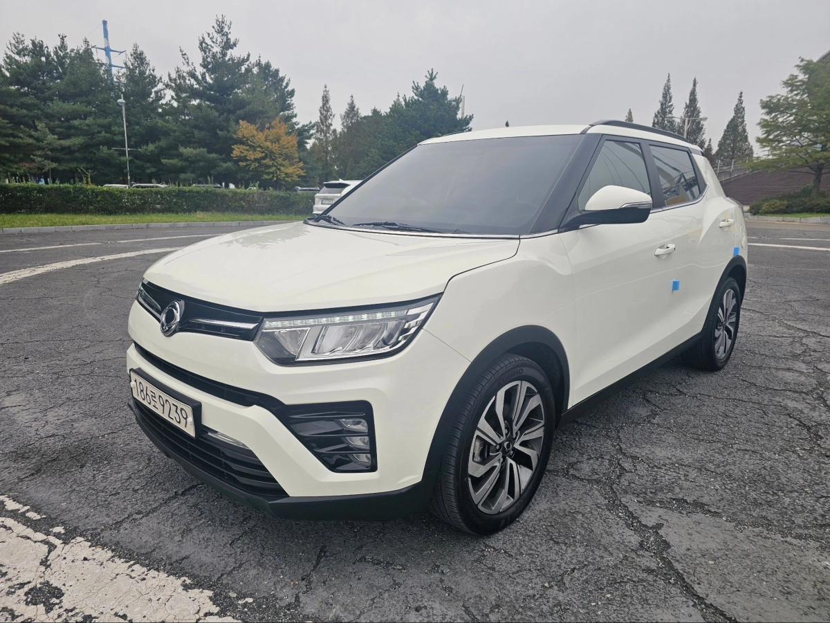SSANGYONG TIVOLI VERY NEW  2019