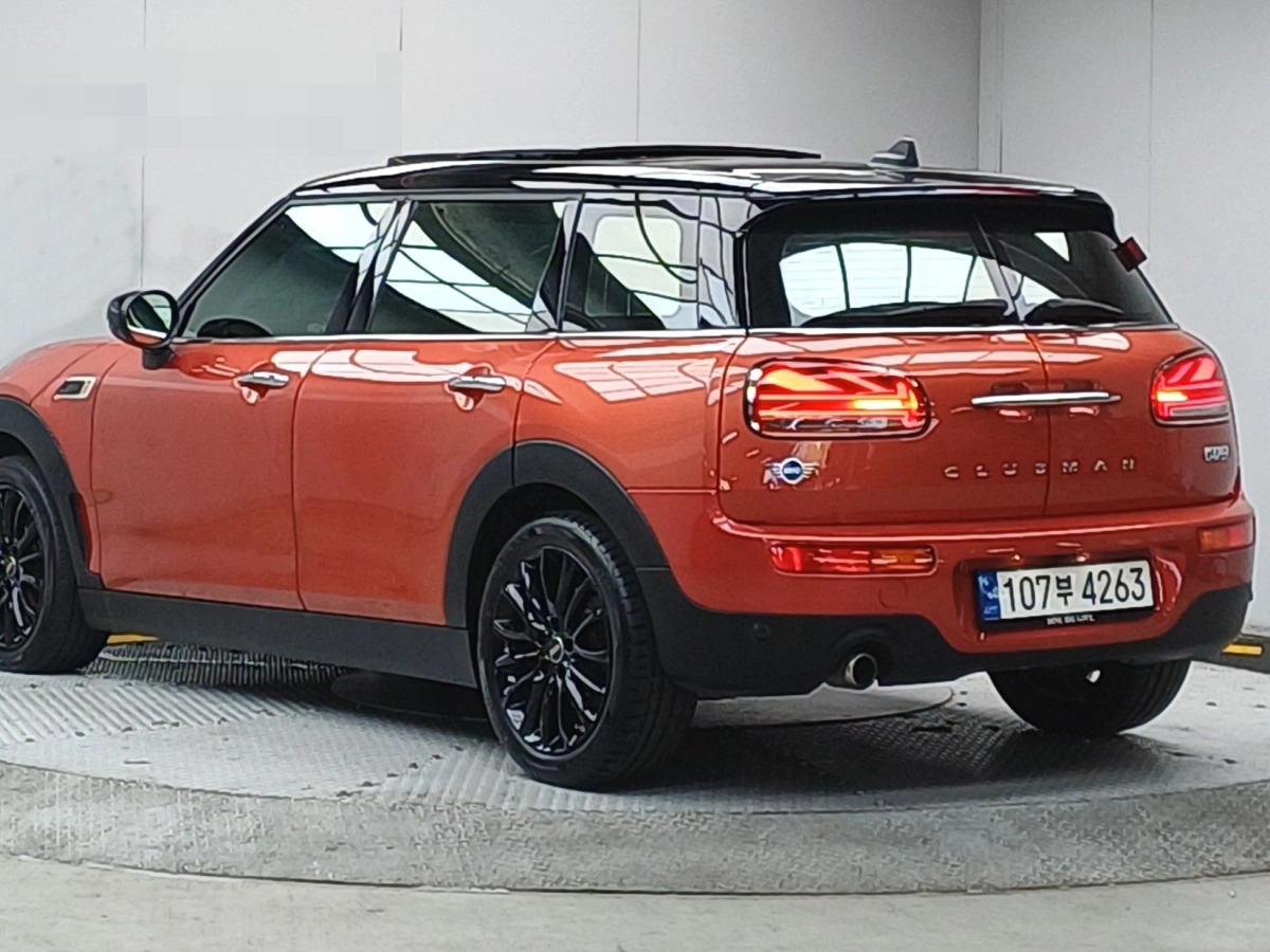 MINI CLUBMAN COOPER