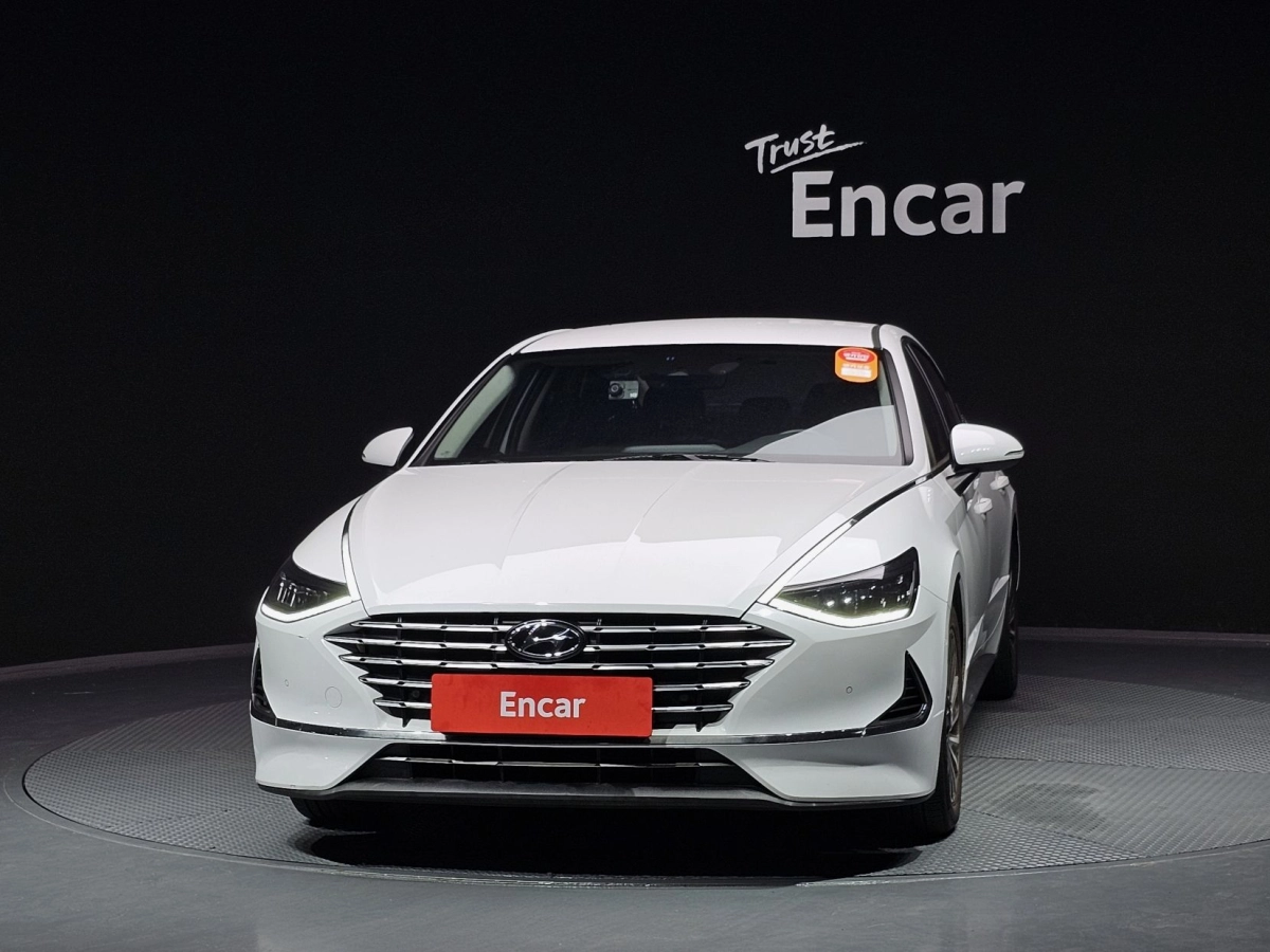 HYUNDAI SONATA HYBRID DN8