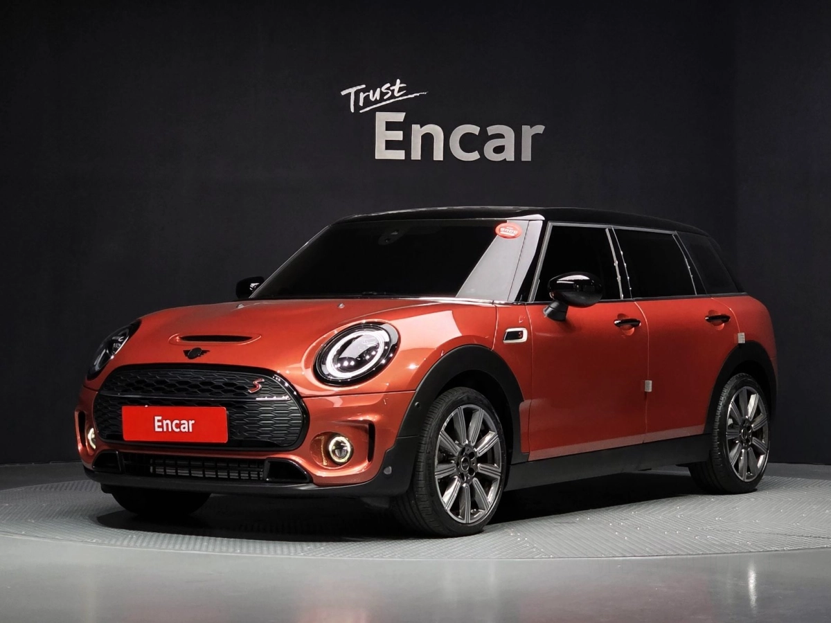 MINI CLUBMAN COOPER S  2024