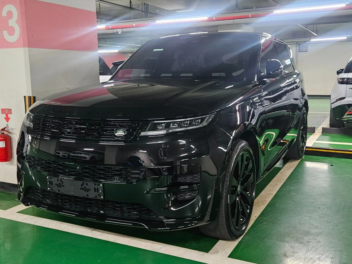 LAND ROVER RANGE ROVER SPORT 2025