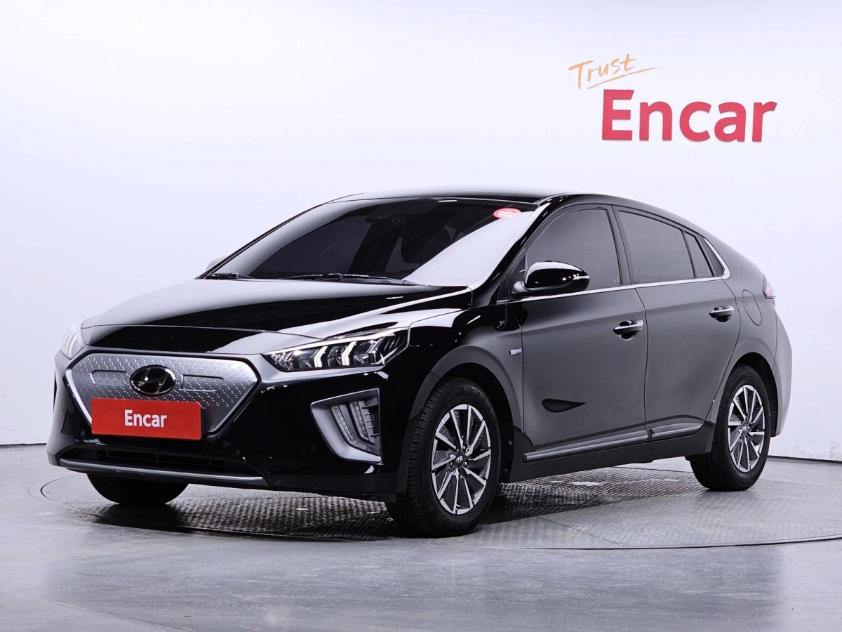 HYUNDAI IONIQ ELECTRIC