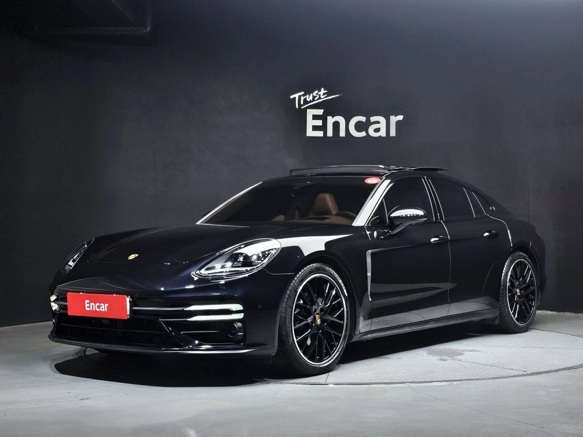 PORSCHE PANAMERA 971