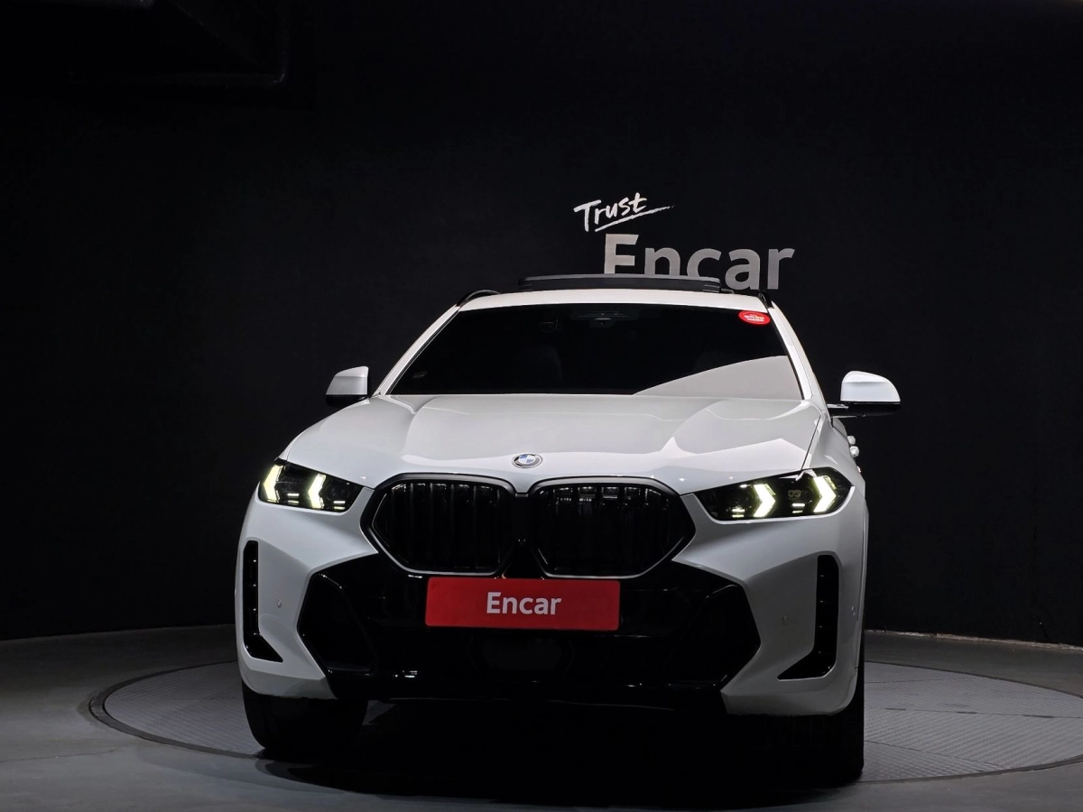 BMW X6 G06
