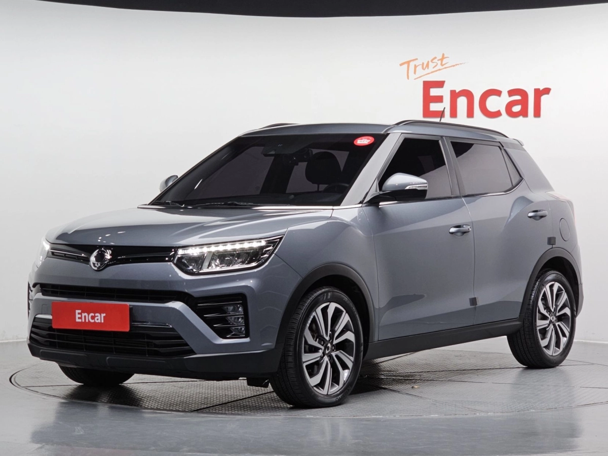 SSANGYONG TIVOLI VERY NEW  2019