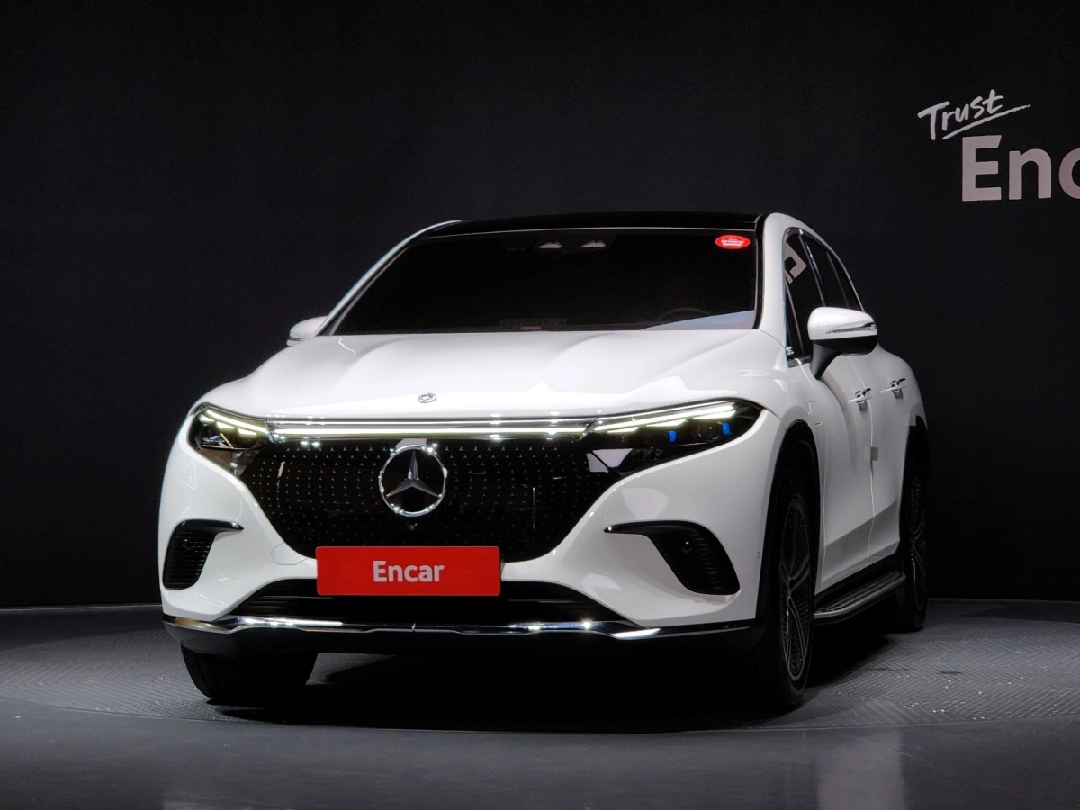 MERCEDES BENZ EQS SUV X296