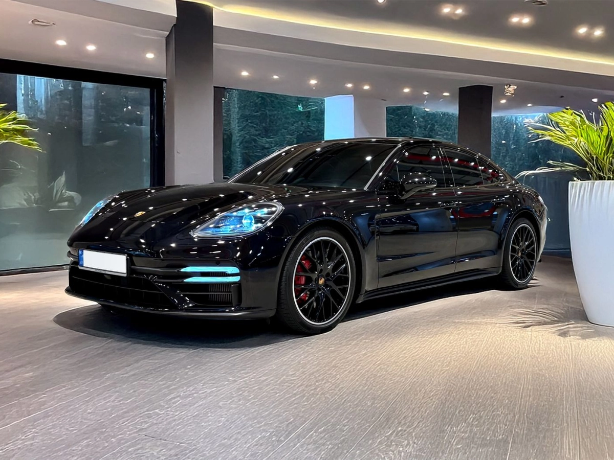 PORSCHE PANAMERA 971