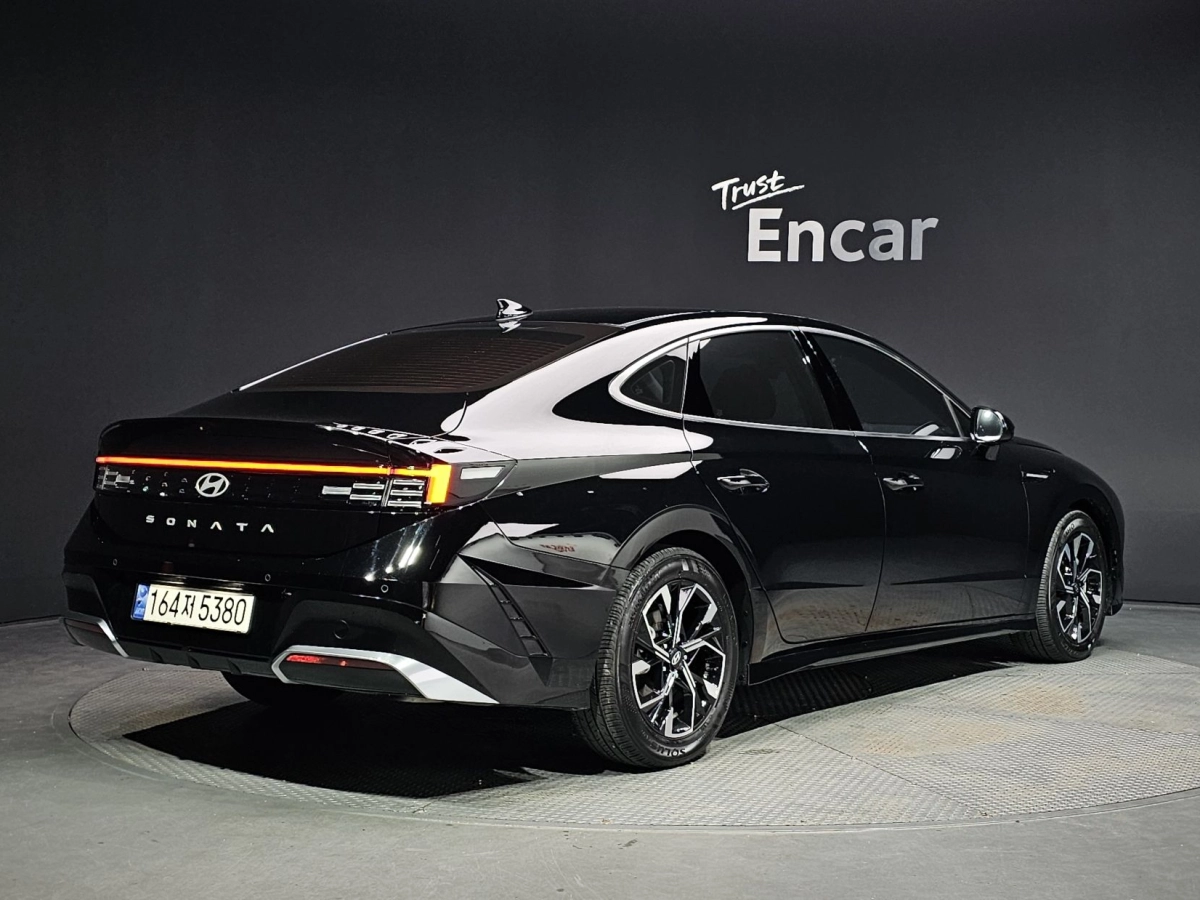 HYUNDAI SONATA 디 엣Ȅ