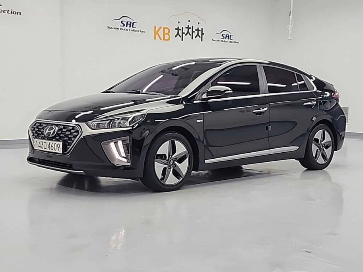 HYUNDAI IONIQ HYBRID