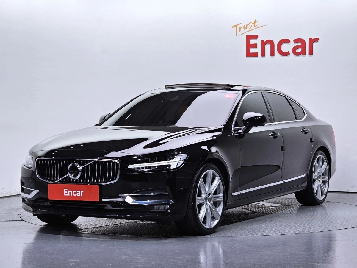 VOLVO S90 2019