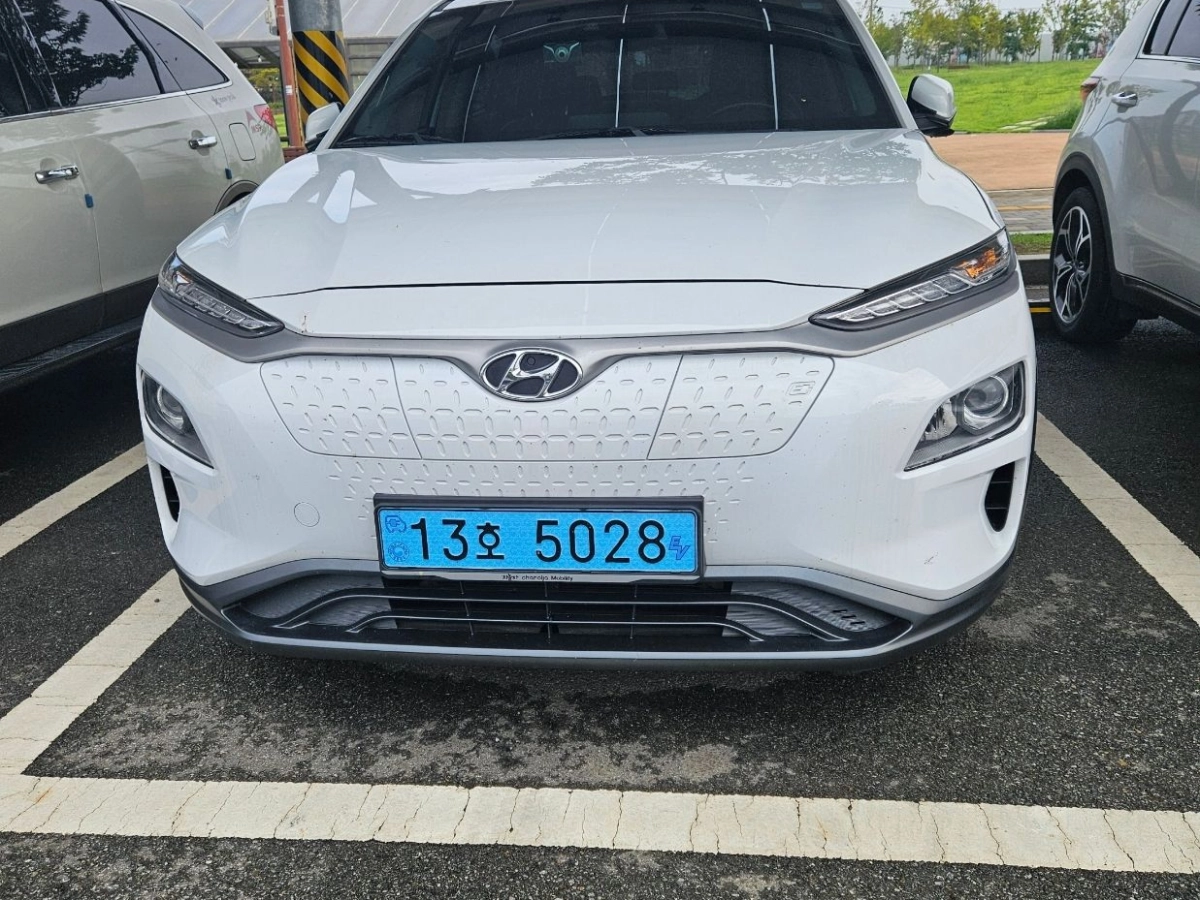 HYUNDAI KONA ELECTRIC