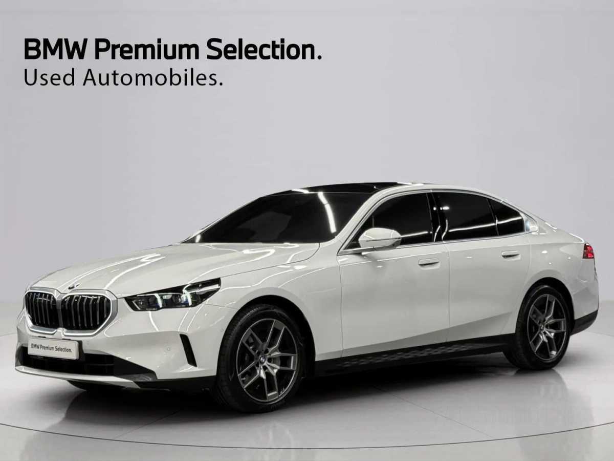 BMW 5-SERIES G60 2024