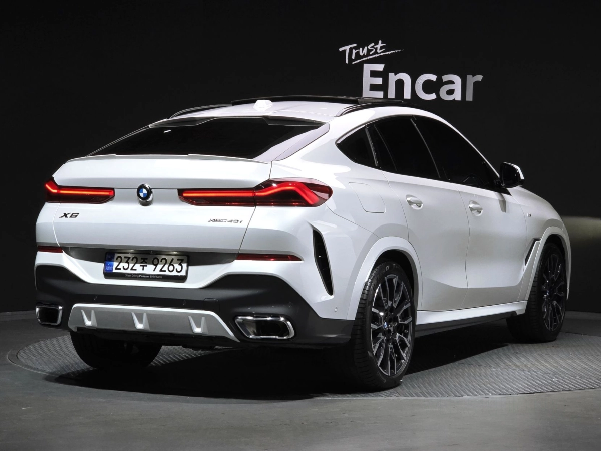 BMW X6 G06