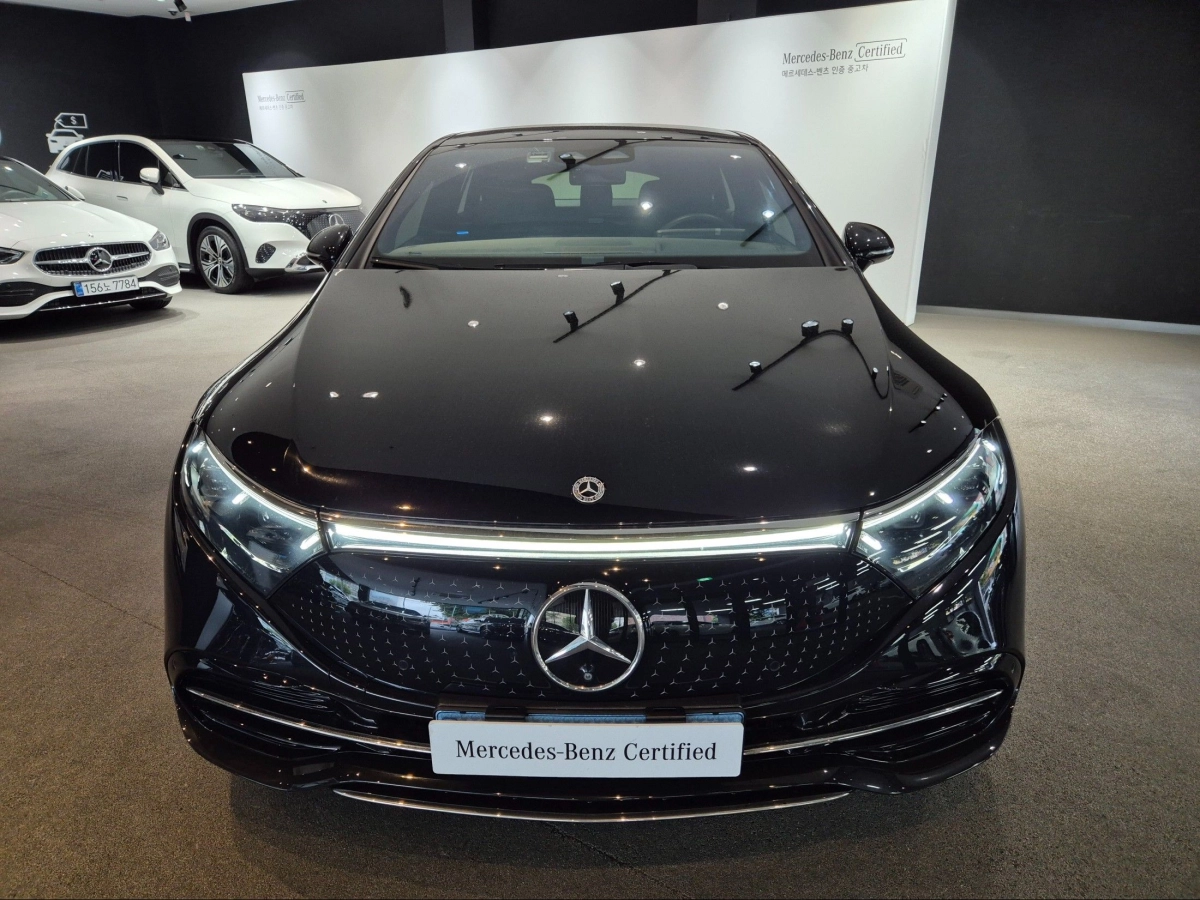 MERCEDES BENZ EQS V297