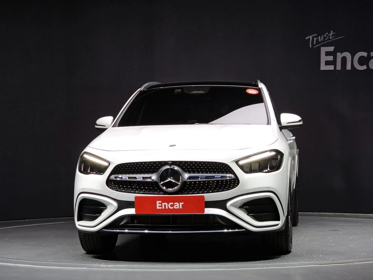 MERCEDES BENZ GLA-CLASS H247