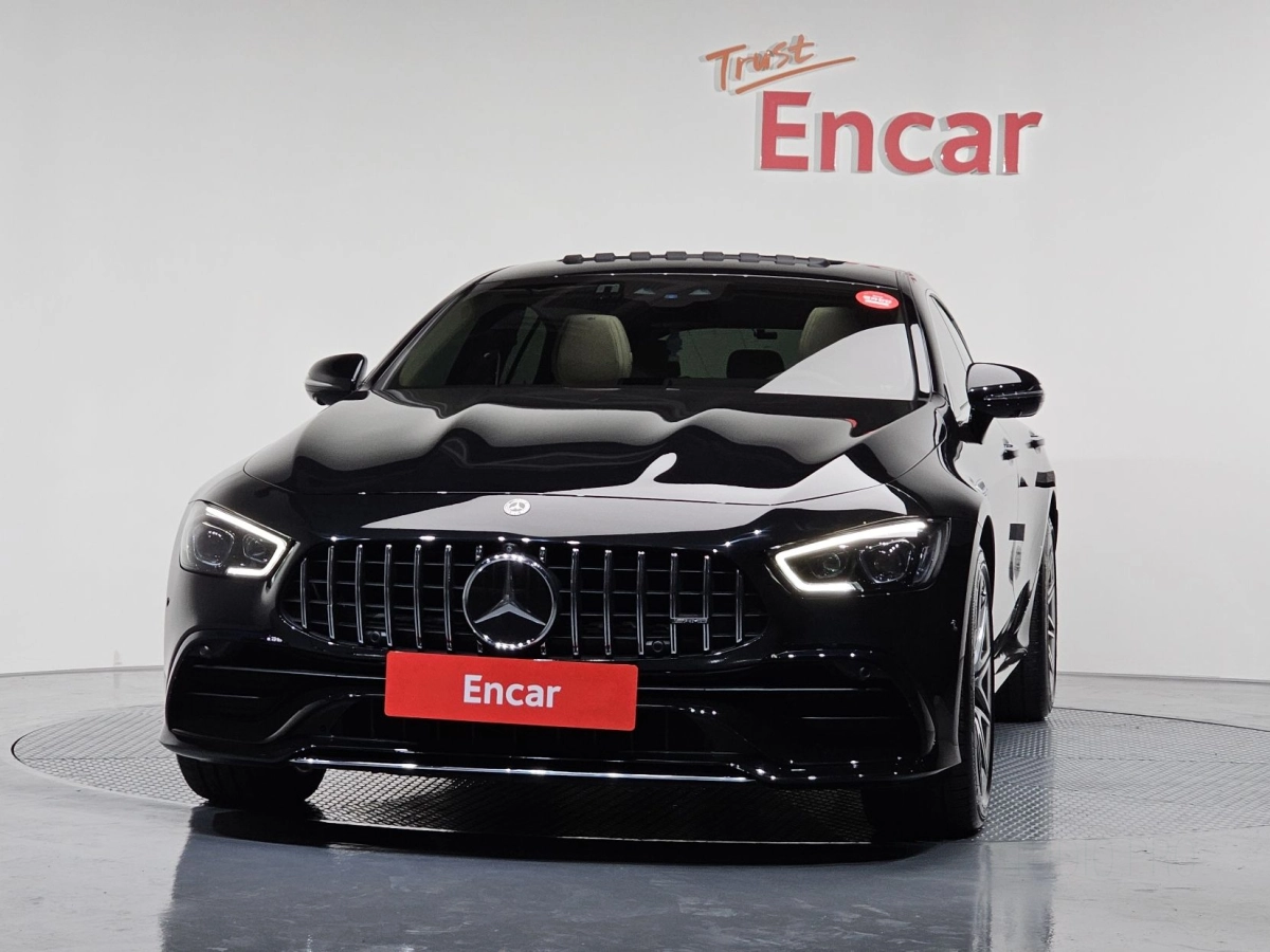 MERCEDES BENZ AMG GT